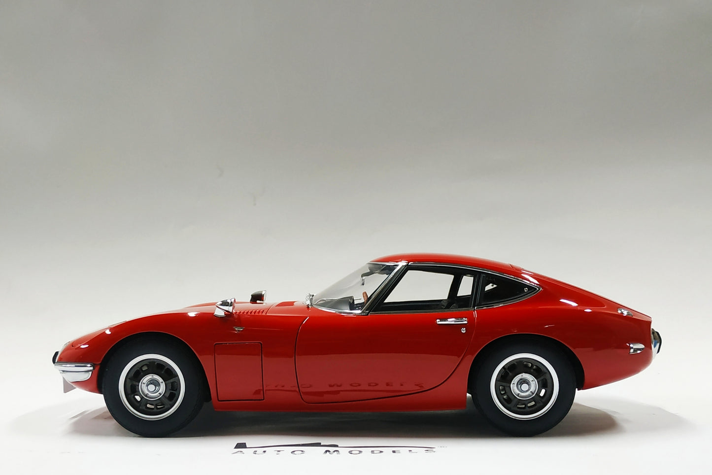 1/18 Auto Art Toyota 2000GT 1967 Red