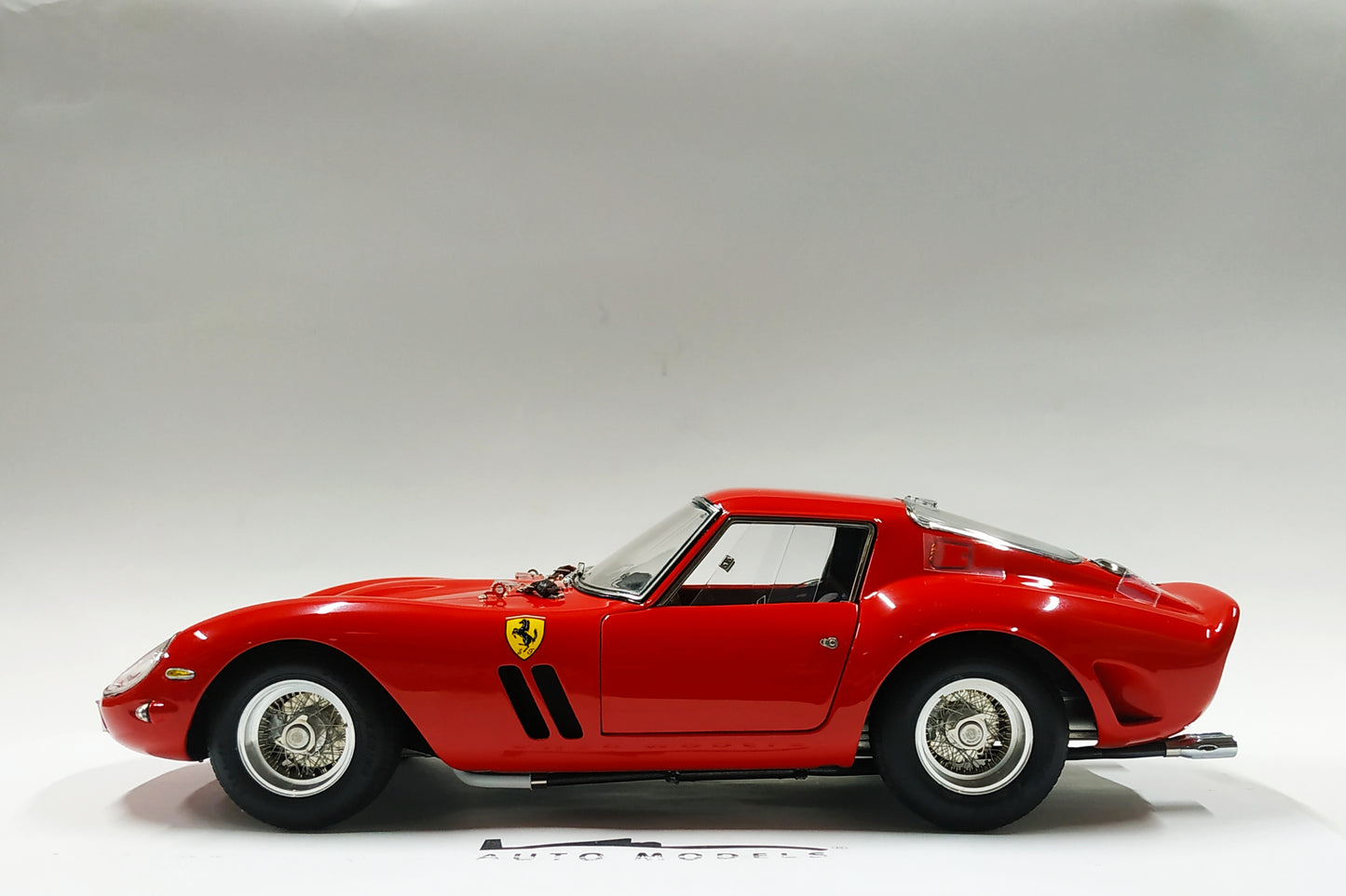 1/18 CMC Ferrari 250 GTO 1962 (RHD) Chassis #3869