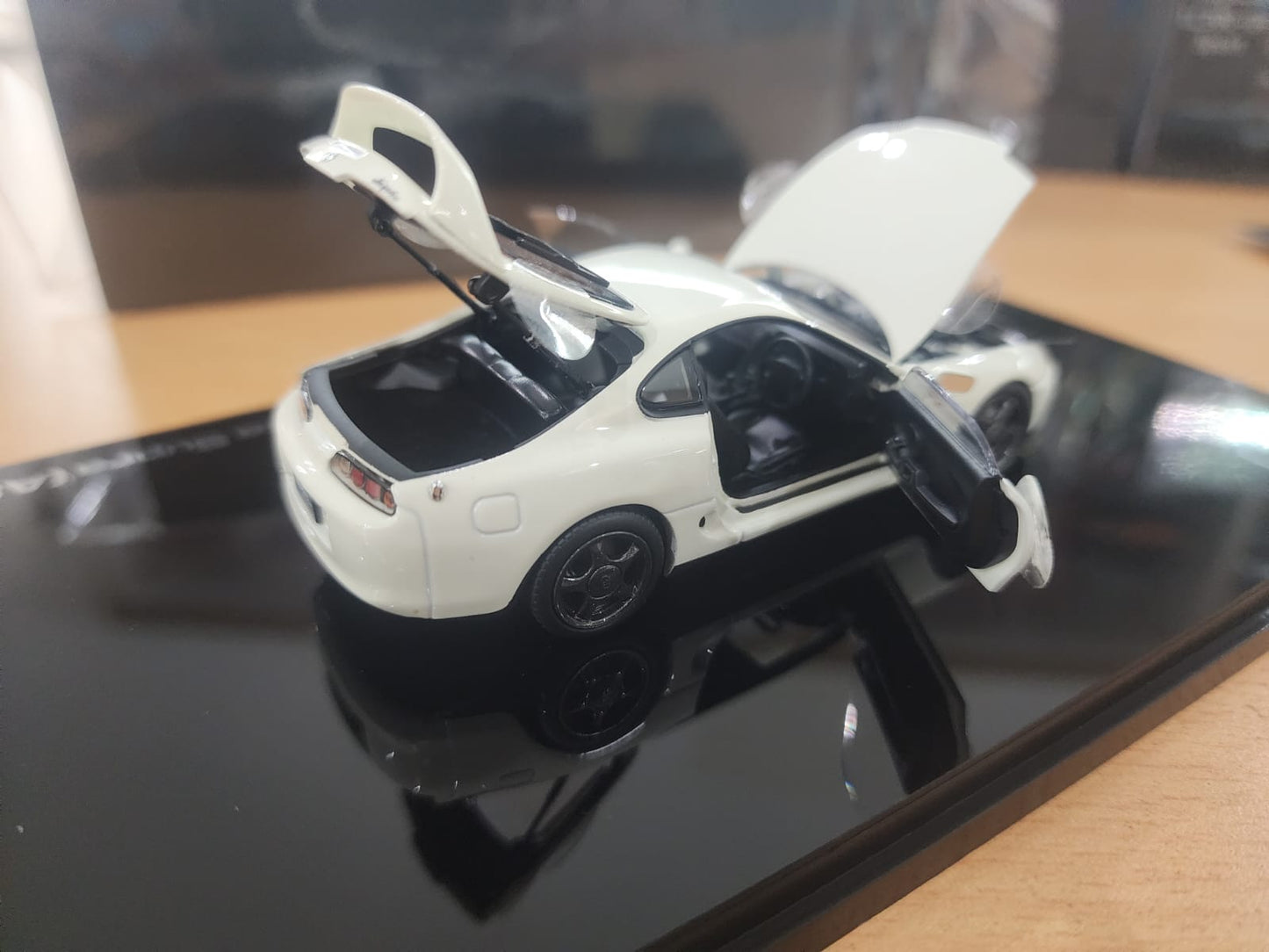 LCD Models Toyota Supra A80 White
