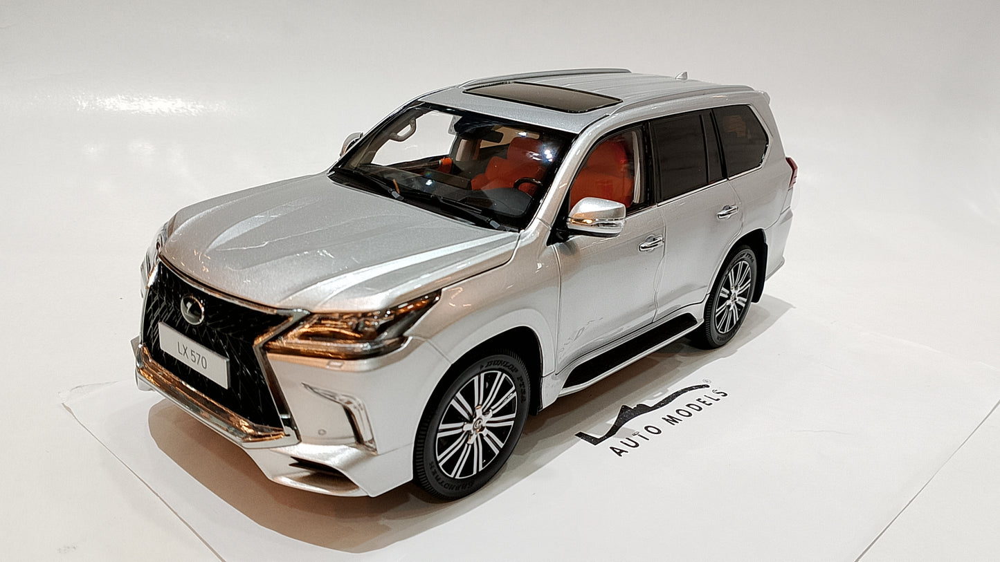 LCD Models Lexus LX570 Silver