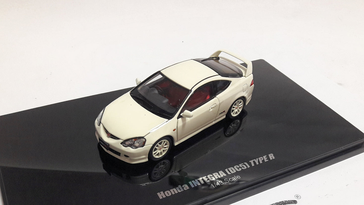 LCD Honda Integra (DC5) Type R-White