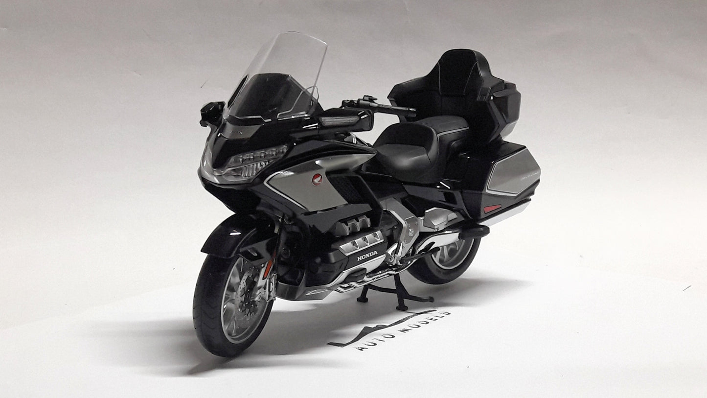 LCD Honda Goldwing Tour 2020 Heavy Grey