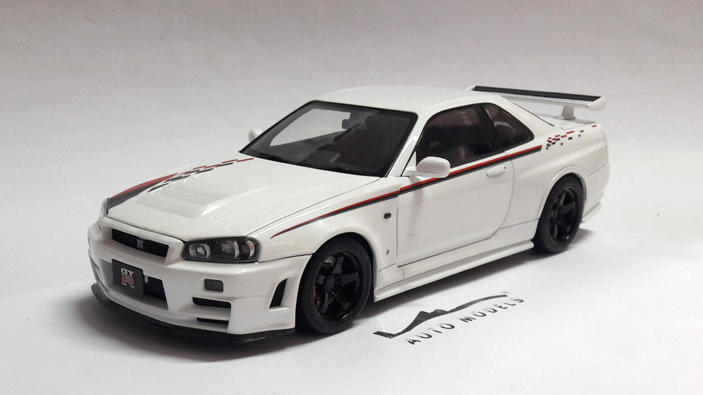 Motorhelix Nissan R34 CRS White