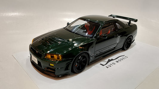 Motorhelix Nissan GTR R34 CSR Dark Green w/ Engine Display