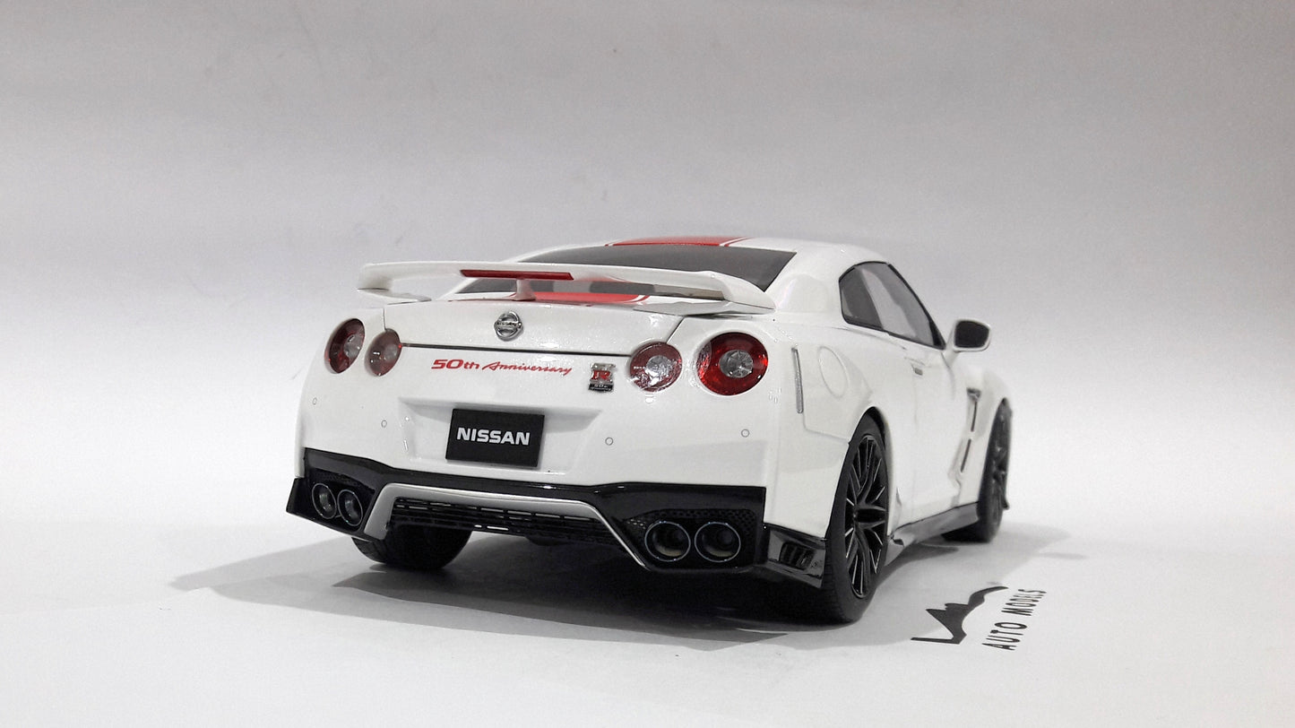 Motorhelix Nissan GTR R35 50th Anniversary White