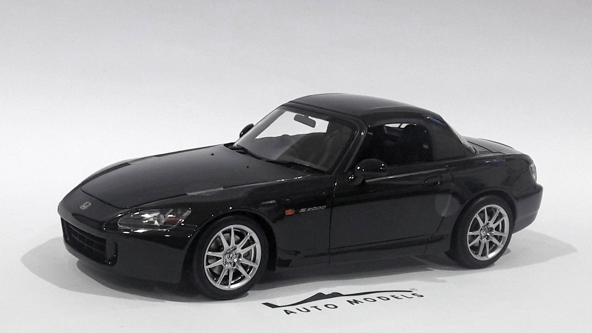 Xe Mô Hình Honda S2000(AP2) 1:18 Motor Helix (Berlina Black) - Shop Xe Xe Mô Hình Honda S2000(AP2) 1:18 Motor Helix (Berlina Black) - Shop Xe