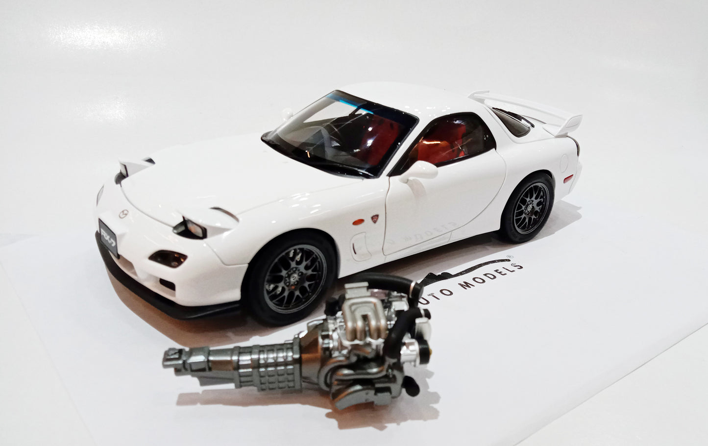 Polar Master Mazda RX7 White