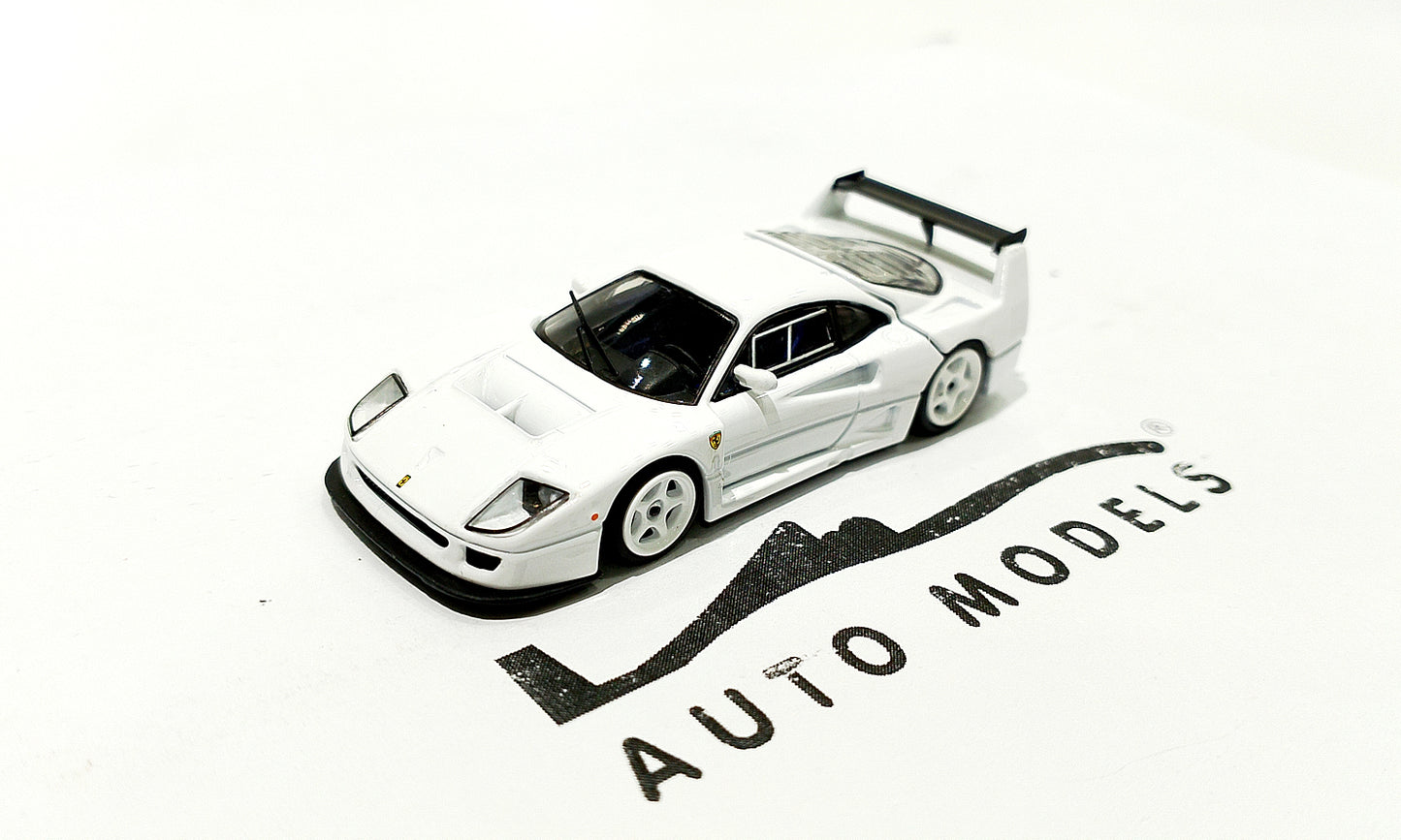 Stance Hunter Ferrari F40 Pearl White