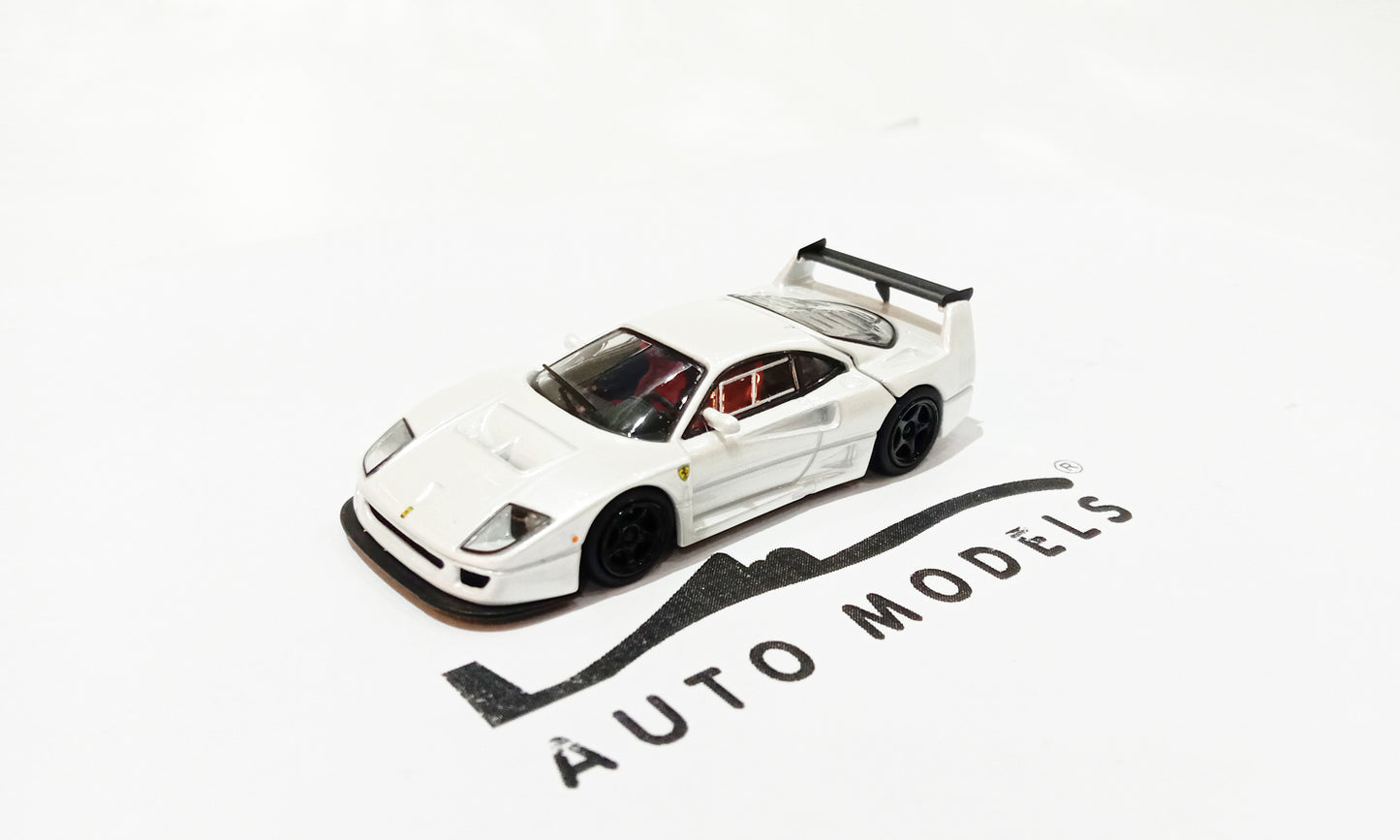 Stance Hunter Ferrari F40 White