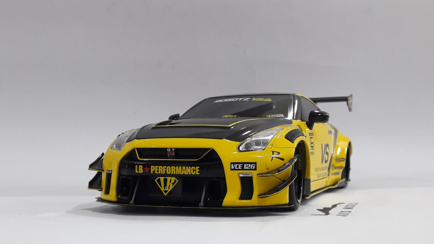 1/18 Solido Nissan GT-R  R35 Liberty Walk Body Kit 2.0 2020 Yellow