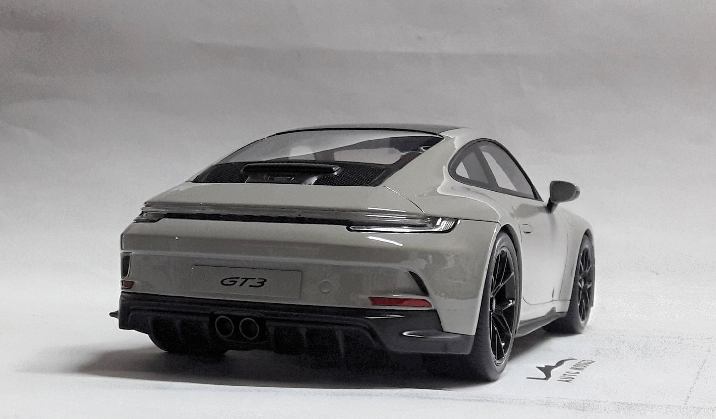 Porsche 911 (992) GT3 Touring Grey 2023