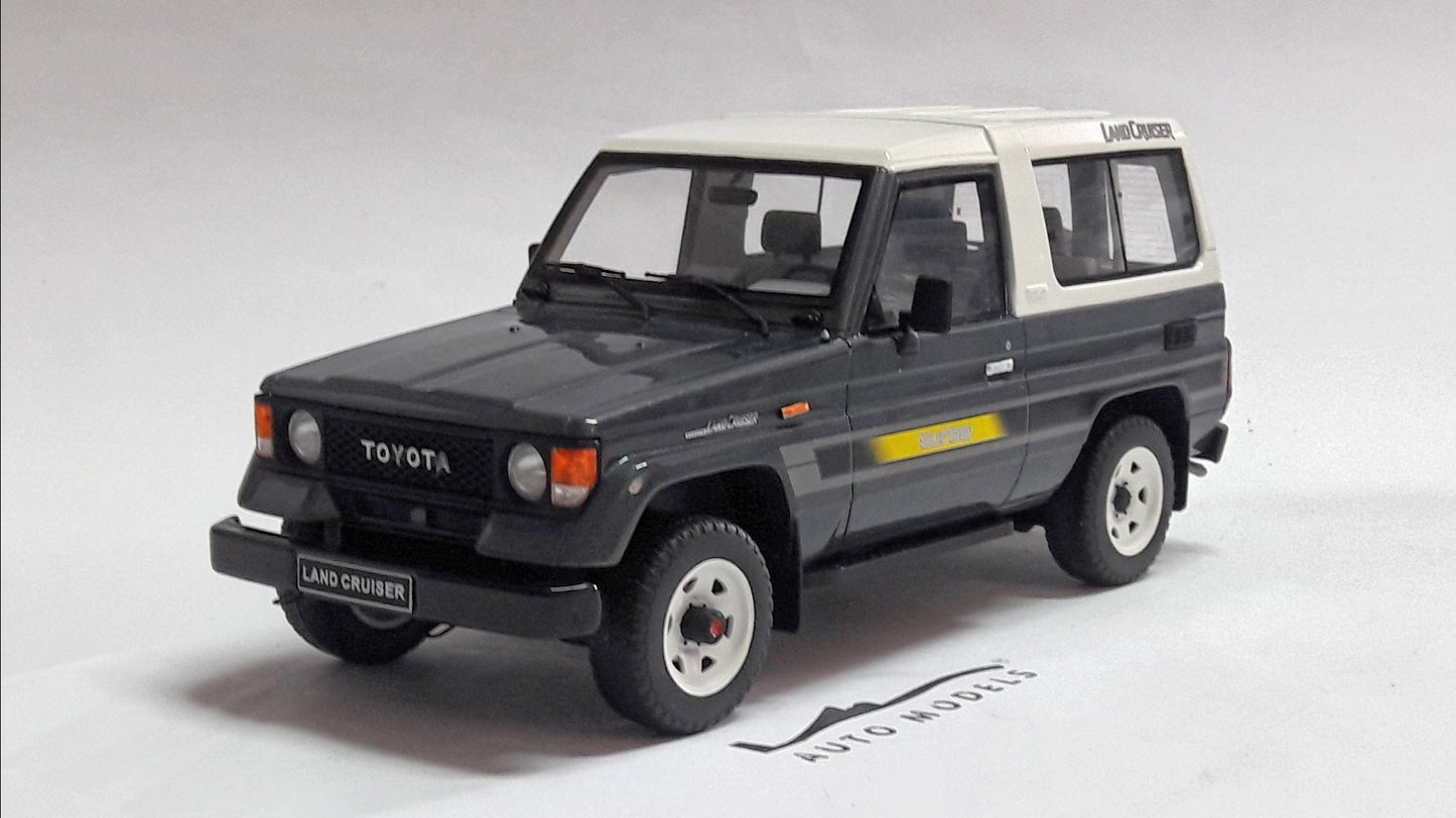 Toyota Land Cruiser LJ 73 Grey 1987