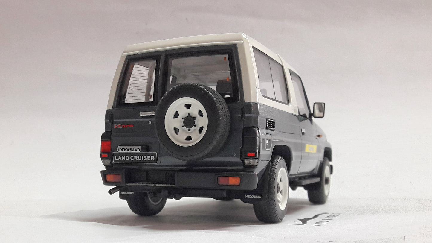 Toyota Land Cruiser LJ 73 Grey 1987