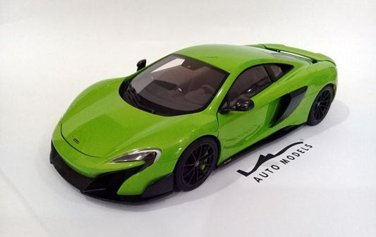 Autoart McLaren 675 LT Napier Green