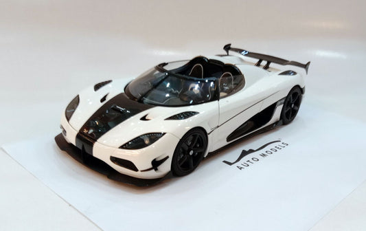 Autoart Koenigsegg Agera RS White Black Accents