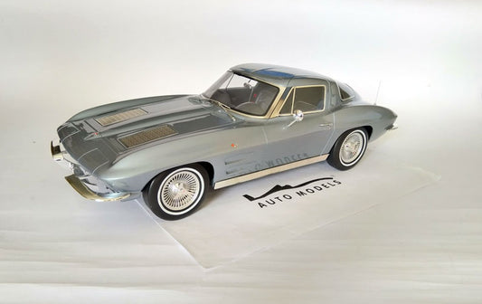 GT Spirit 1963 Chevrolet Corvette Silver Sky Blue