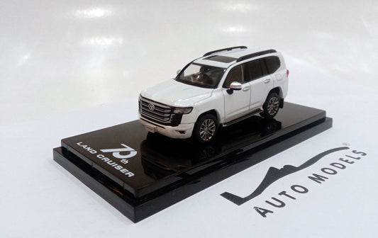Hobby Japan Toyota Land Cruiser (JA300W) ZX White Pearl/Black Interior
