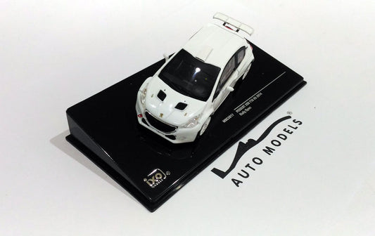 IXO Models Peugeot 208 T16 R5 2014 White