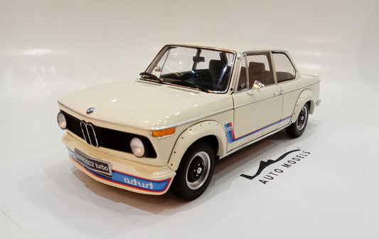 Kyosho BMW 2002 Turbo White