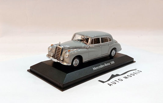 Minichamps Merc-Benz 300 1951 Grey