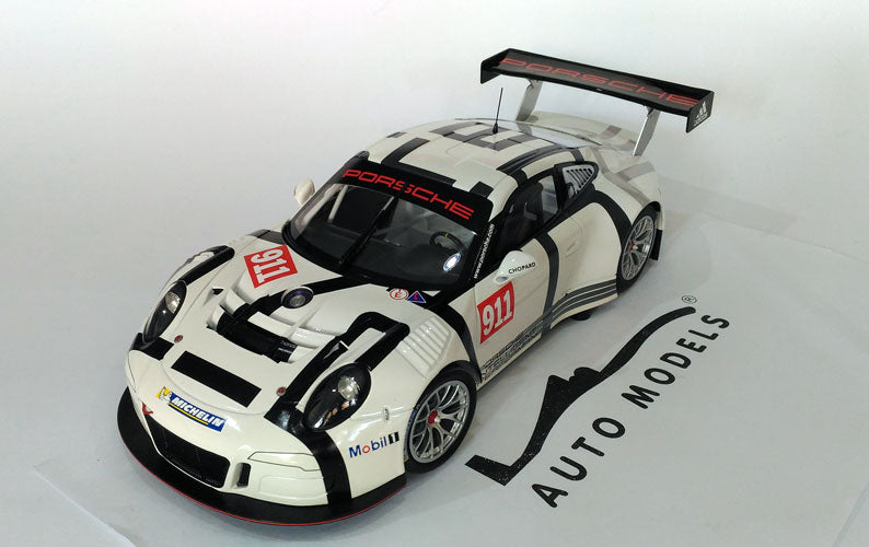 Minichamps Porshe 911 GT3 R Presentation 2015 White