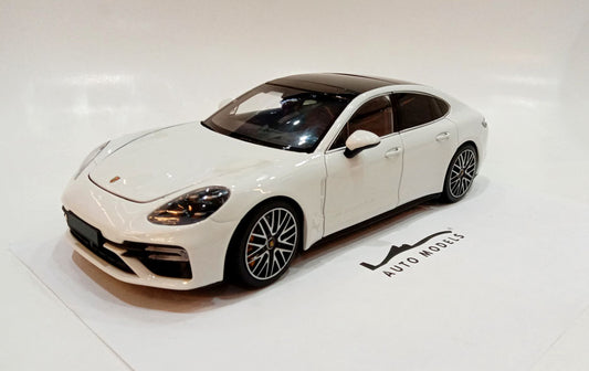 Minichamps Porsche Panamera Turbo S 2020 Carrara White Metallic