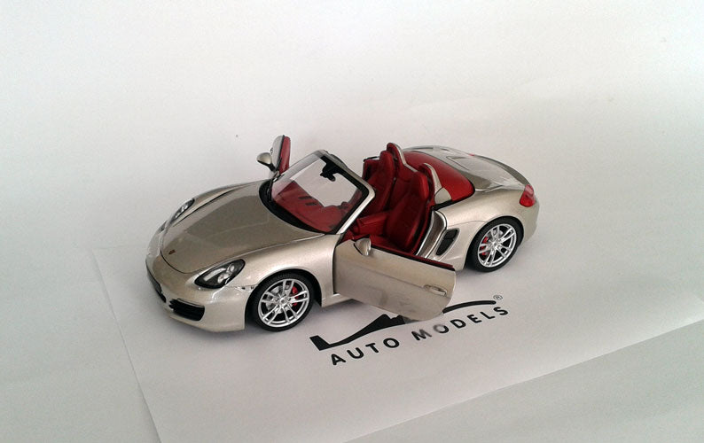 Minichamps Porsche Boxster (981) 2012 Gold