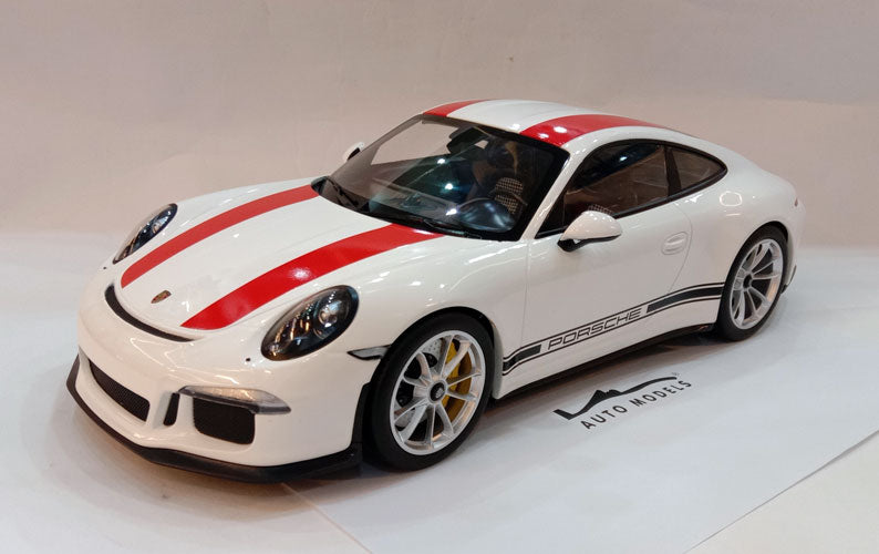 Minichamps Porsche 911 R 2016 White Red Stripes